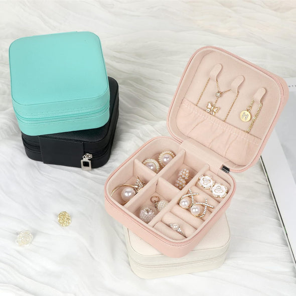 Travel Jewelry Case Small Jewelry Box Jewelry Organizer Storage Case Portable PU Leather Mini Jewelry Travel Case for Girls Womens Earring, Necklace, Rings,Bracelets